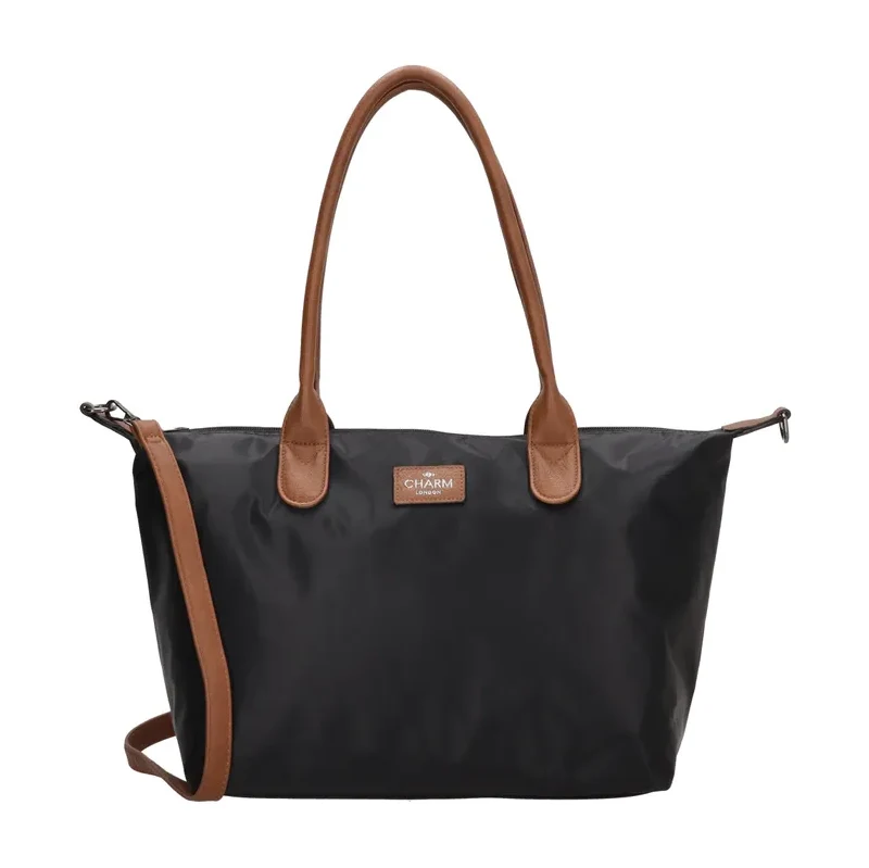 Charm London Černá objemná shopper kabelka „Femine”