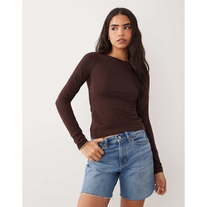 Cotton On longline crew long sleeve top in dark oak-Brown