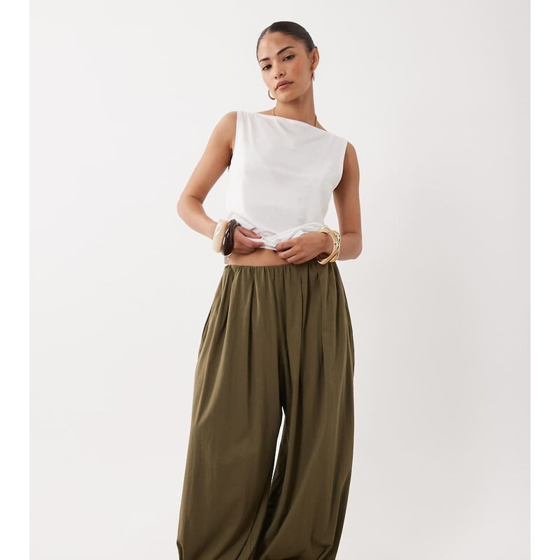 Miss Selfridge Petite balloon pants in olive-Green