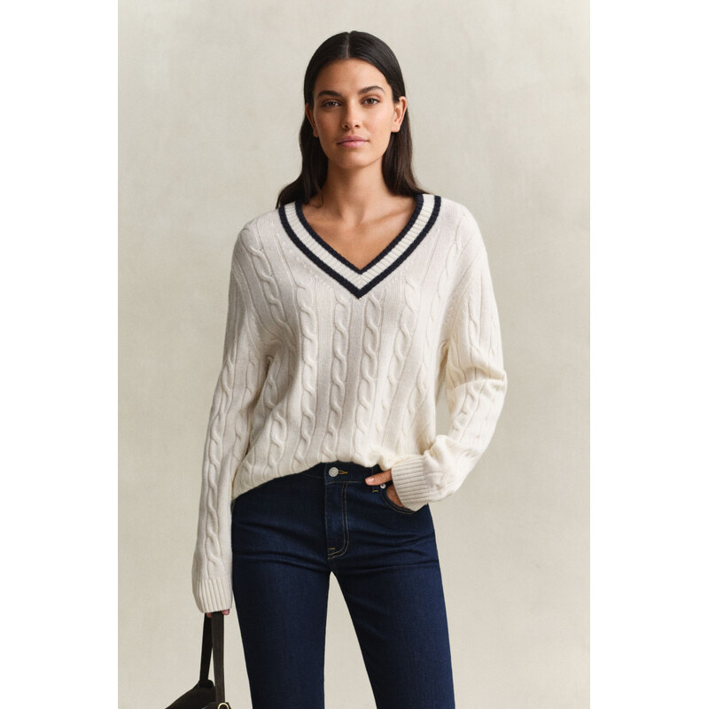 SVETR GANT MERINO WOOL CABLE CONTRAST V-NECK CREAM
