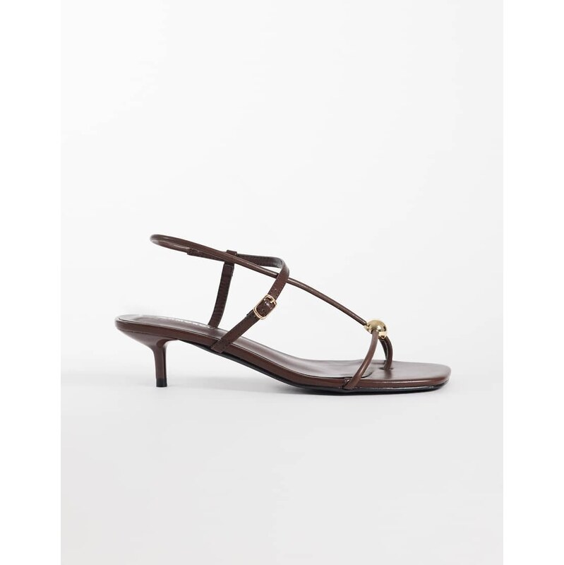 Glamorous kitten heel sandals in brown