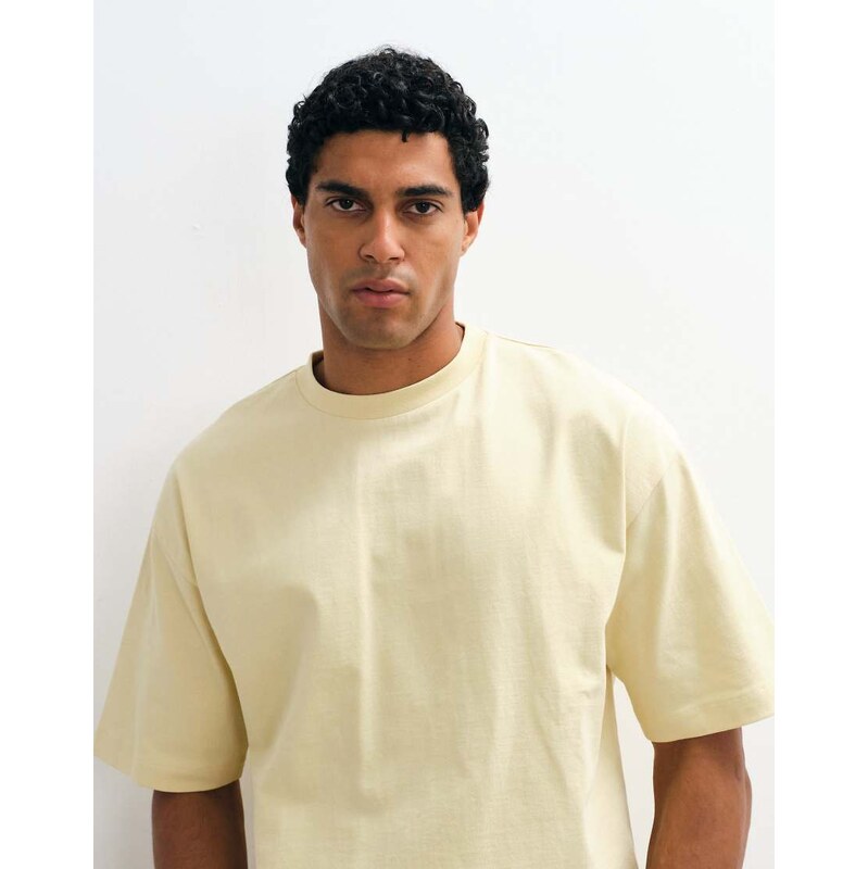 ASOS DESIGN heavyweight boxy oversized t-shirt in-Yellow
