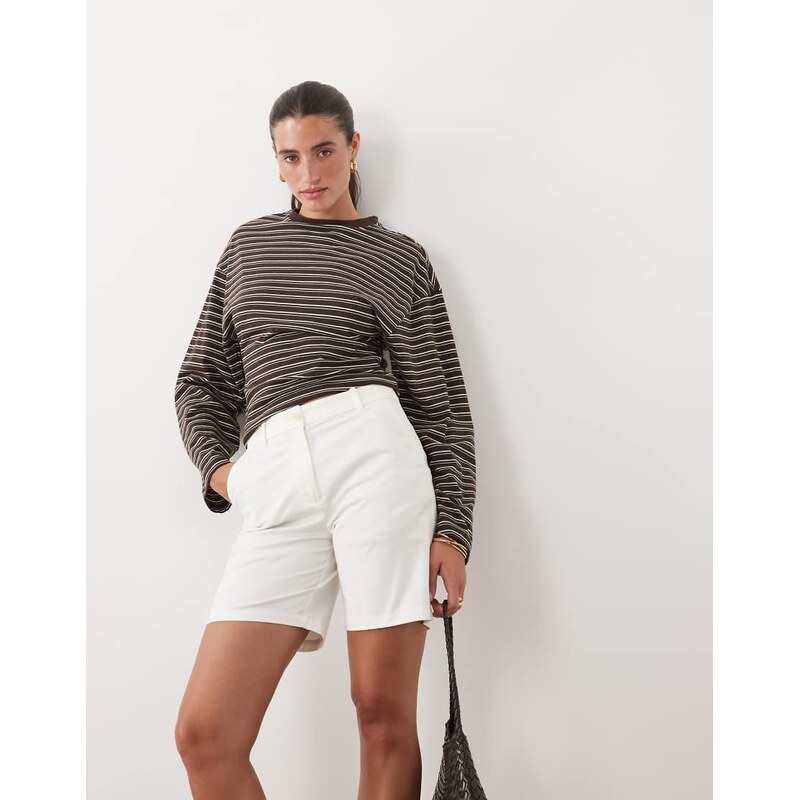 GANT high waist mom shorts in eggshell white