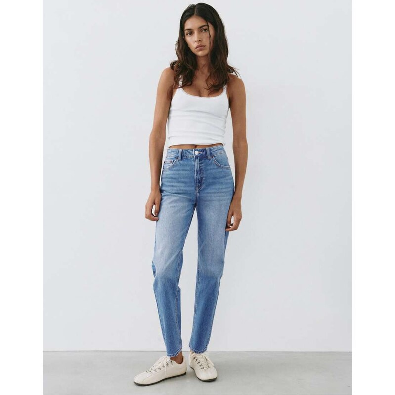 Pull&Bear High-waist slim fit jeans in medium blue