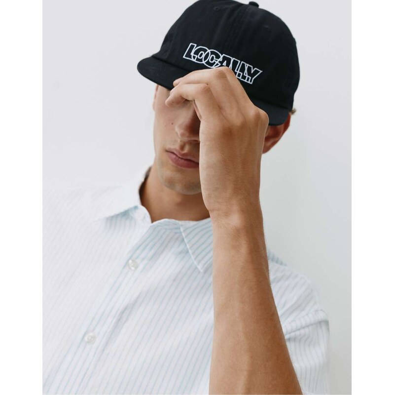 Pull&Bear Locally embroidered stwd cap in black