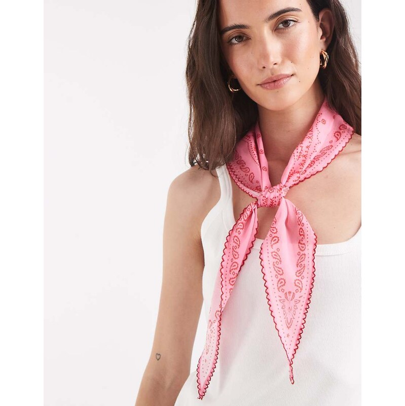 Pieces paisley printed neck scarf in pink