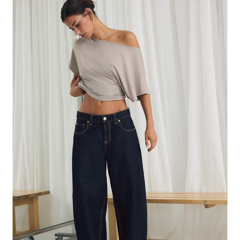 Stradivarius Petite d80 barrel fit jeans in rinse blue denim