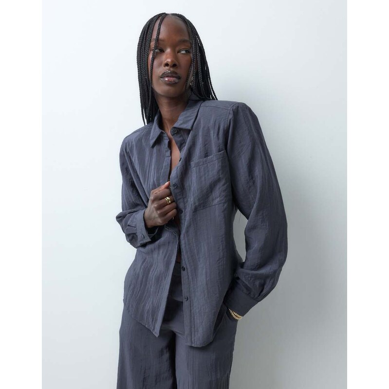4th & Reckless nylon cinch waist detail fitted shirt co-ord in