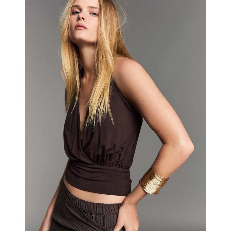 Bershka Metallic thread rigid bracelet in gold