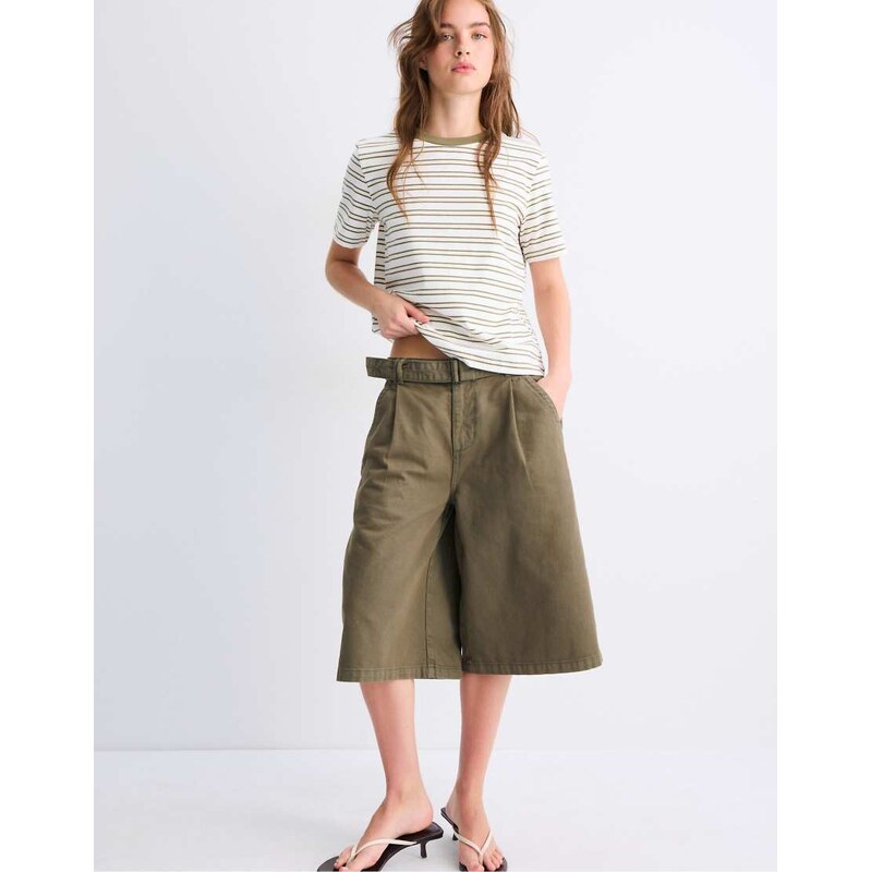 Stradivarius B01 regular striped t-shirt in khaki-Green