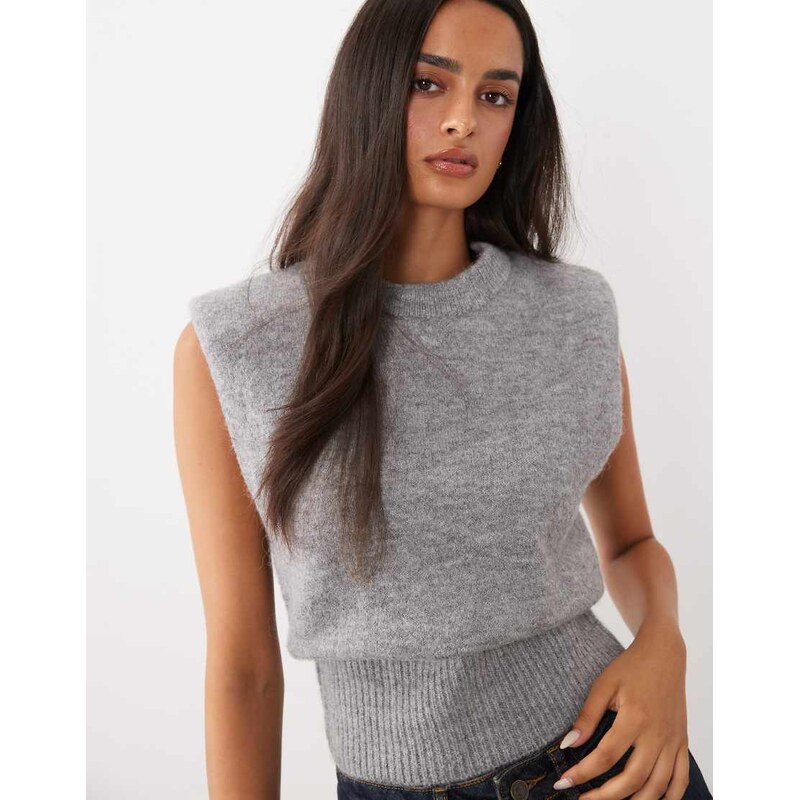 Gina Tricot wool alpaca knitted sleeveless vest with shoulder