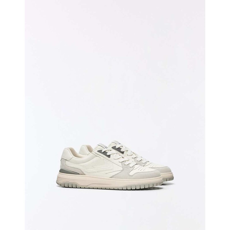 Bershka Panelled casual trainers in white