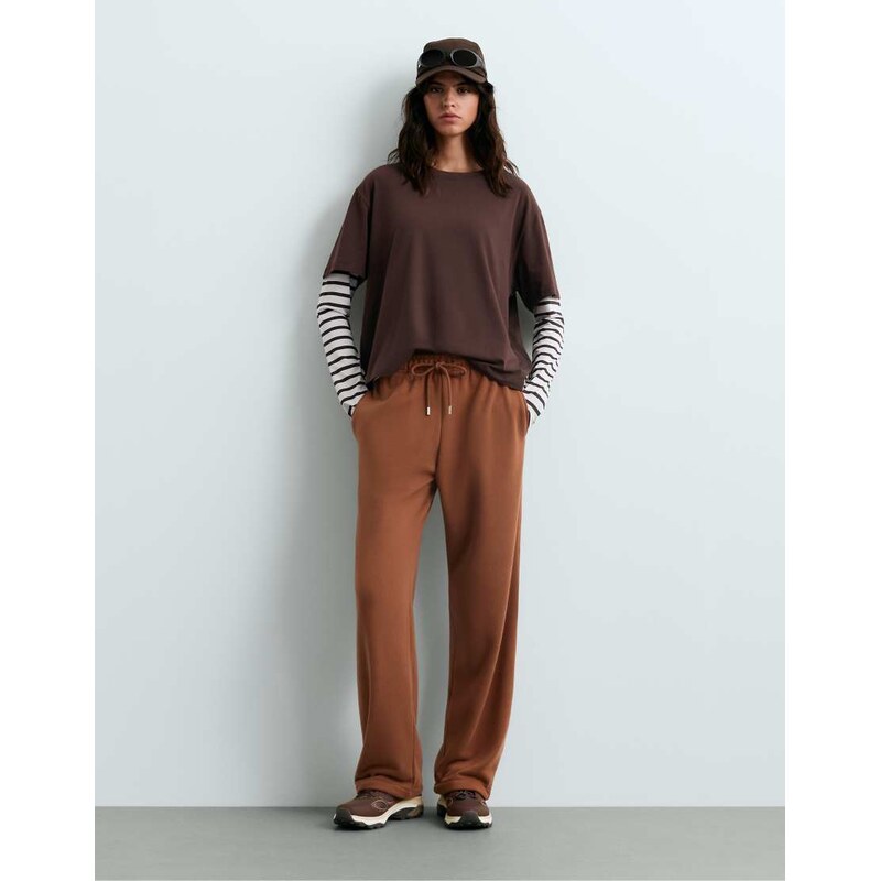 OYSHO Cotton blend fleece straight-leg trousers in camel-Brown