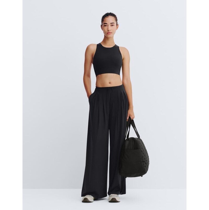 OYSHO Light touch pleated wide-leg trousers in black