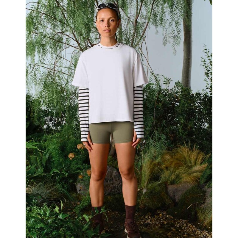 OYSHO Striped long-sleeve technical t-shirt in black