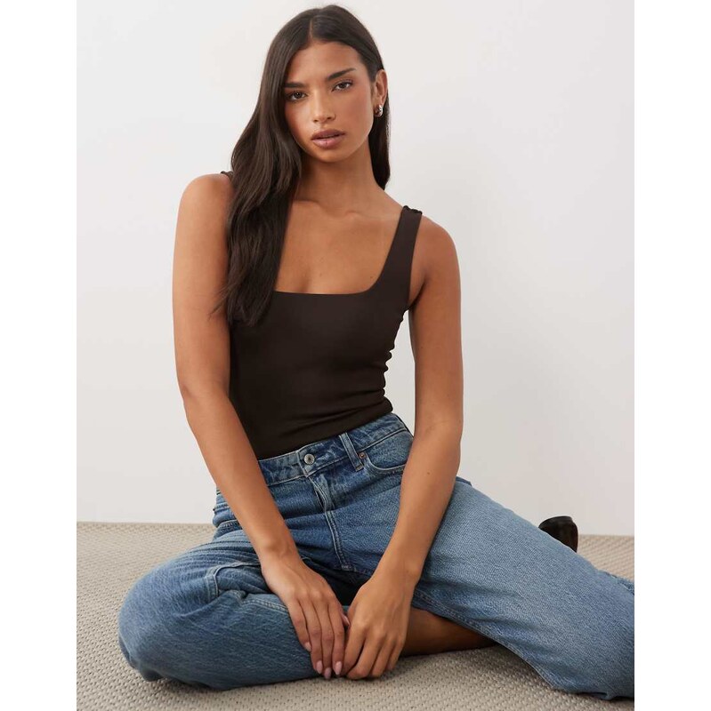 Good American sculpting modern tank bodysuit in espresso-Brown