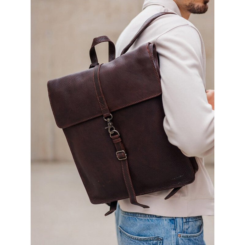 Trendy kožený batoh Burkely Alm - tmavě hnědá