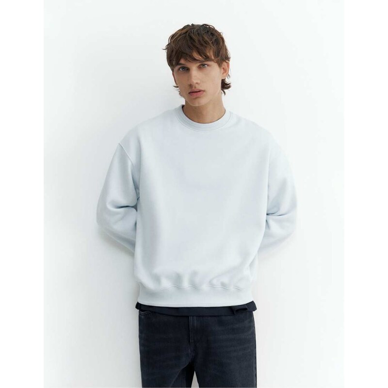 Pull&Bear Relaxed fit sweatshirt in sky blue