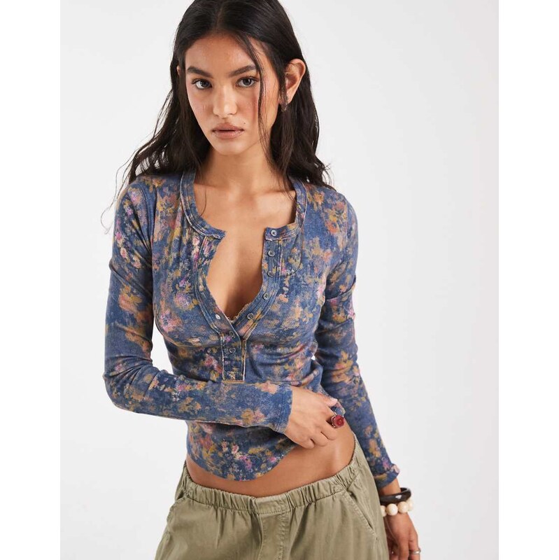 Free People jamie henley long sleeve top in floral print-Navy