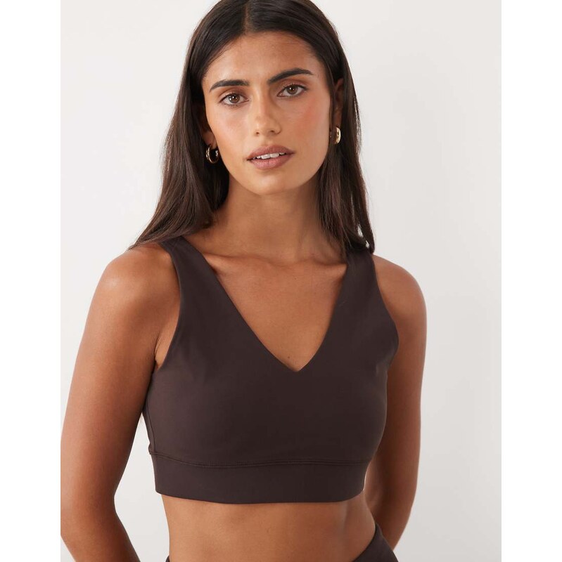 Sweaty Betty Ultimate Studio Voop sports bra in espresso brown