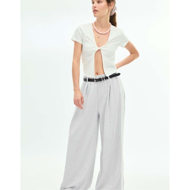 Stradivarius Knot detail short sleeve t-shirt in ecru-White