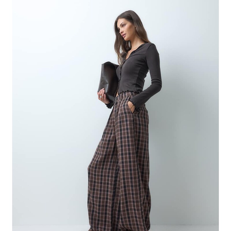 Noisy May Tall high waist wide leg check trouser in chocolate