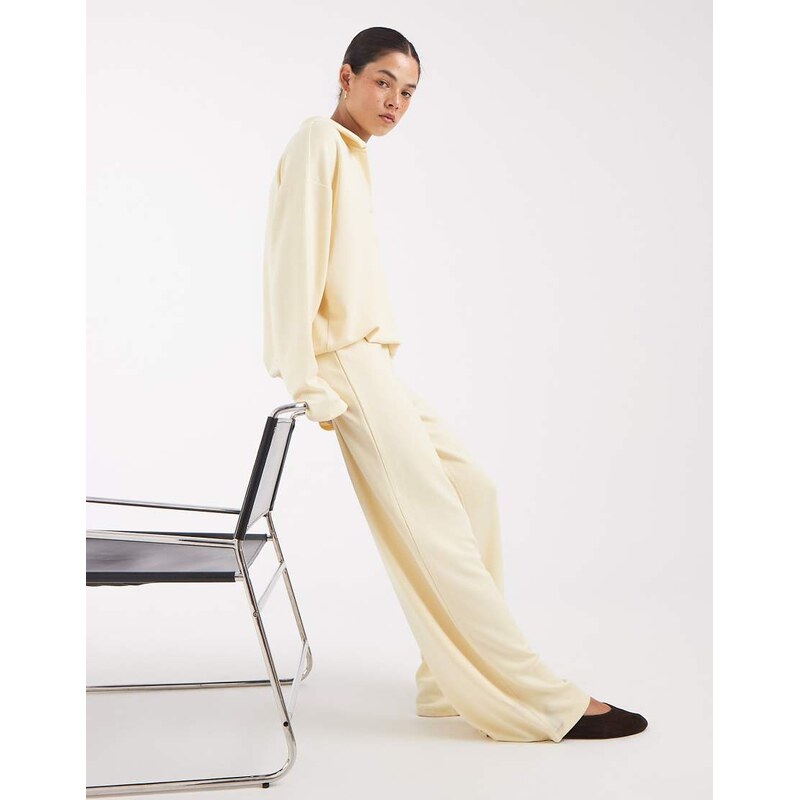 Pieces wide leg joggers co-ord in buttercream-White