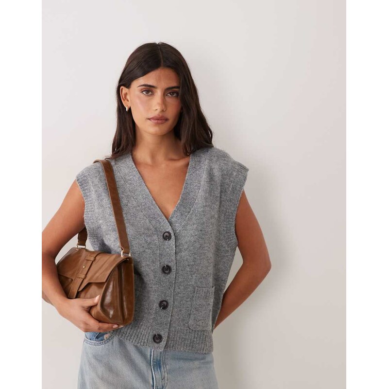 JDY v-neck knitted vest in mid grey