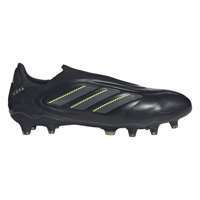Kopačky adidas Core Black/Dgh 623225