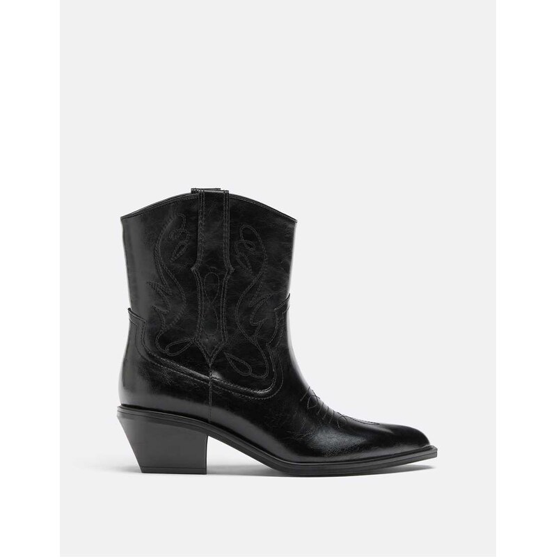 Stradivarius Cowboy heeled ankle boots in black