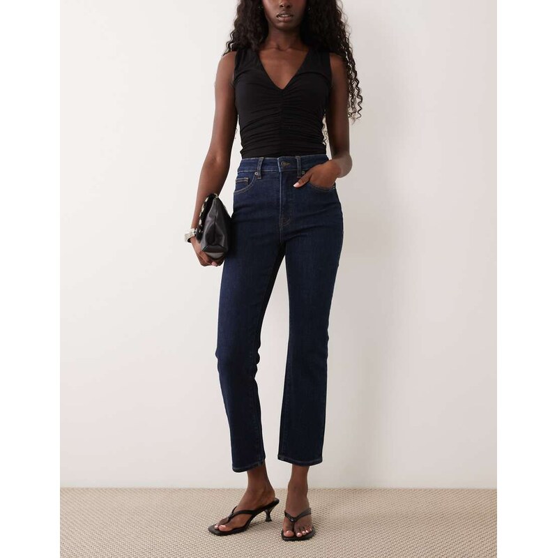 Good American good legs straight jeans in dark blue wash