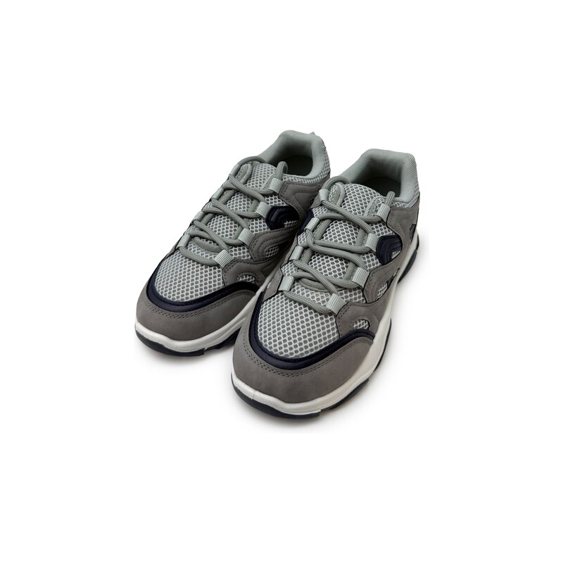 Sinsay - Voděodolné sneakersy s prodyšným svrškem - šedá