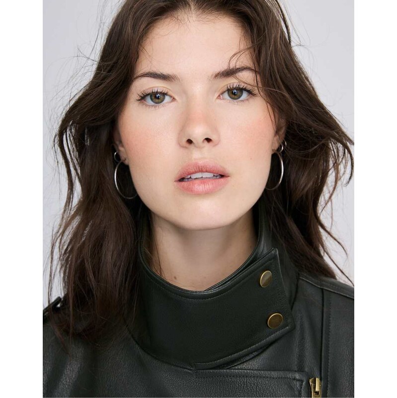 Stradivarius Set of 2 plain hoop earrings in grey
