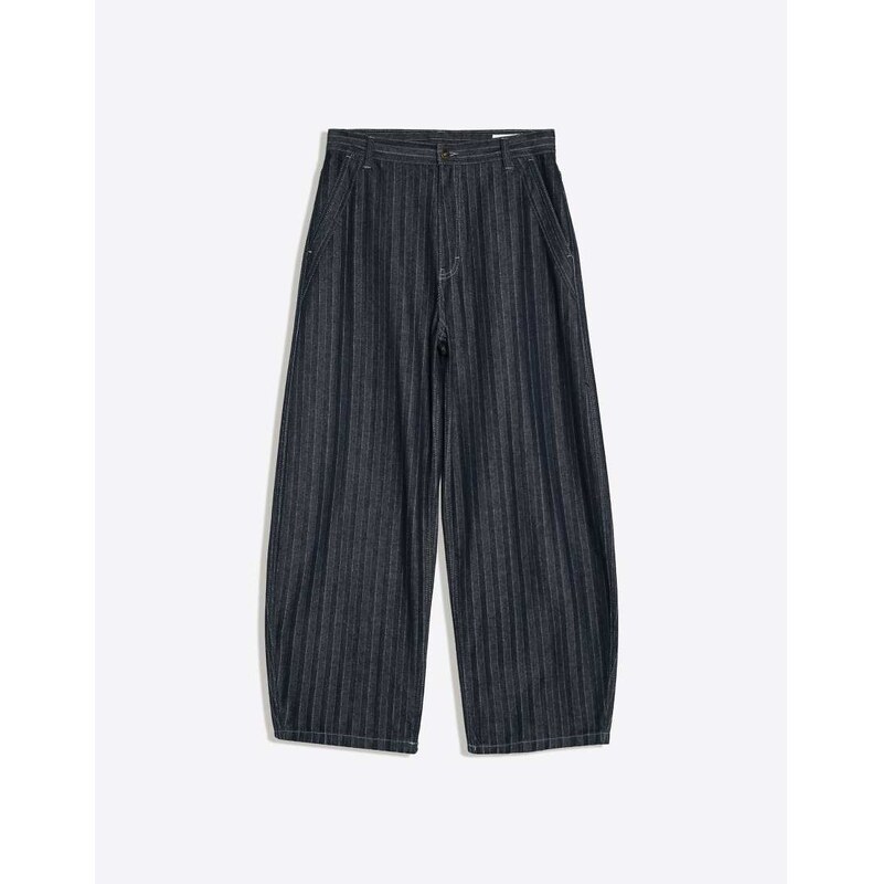 Bershka Textured jeans in blue-Navy