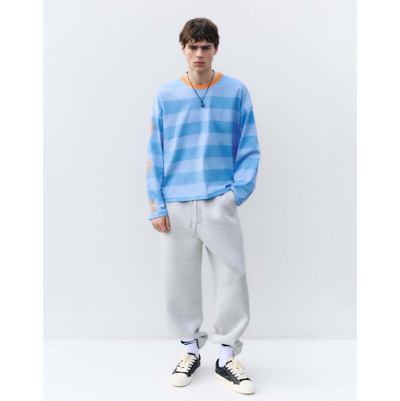 Pull&Bear Stwd striped boxy t-shirt in deep blue