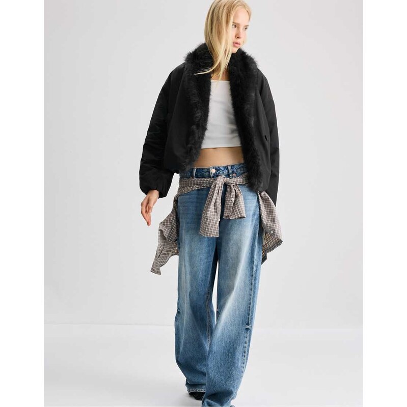 Stradivarius Padded shawl neck faux fur jacket in black