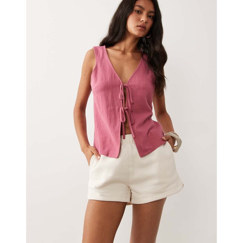 Cotton On active push classic mini short in coconut milk-White