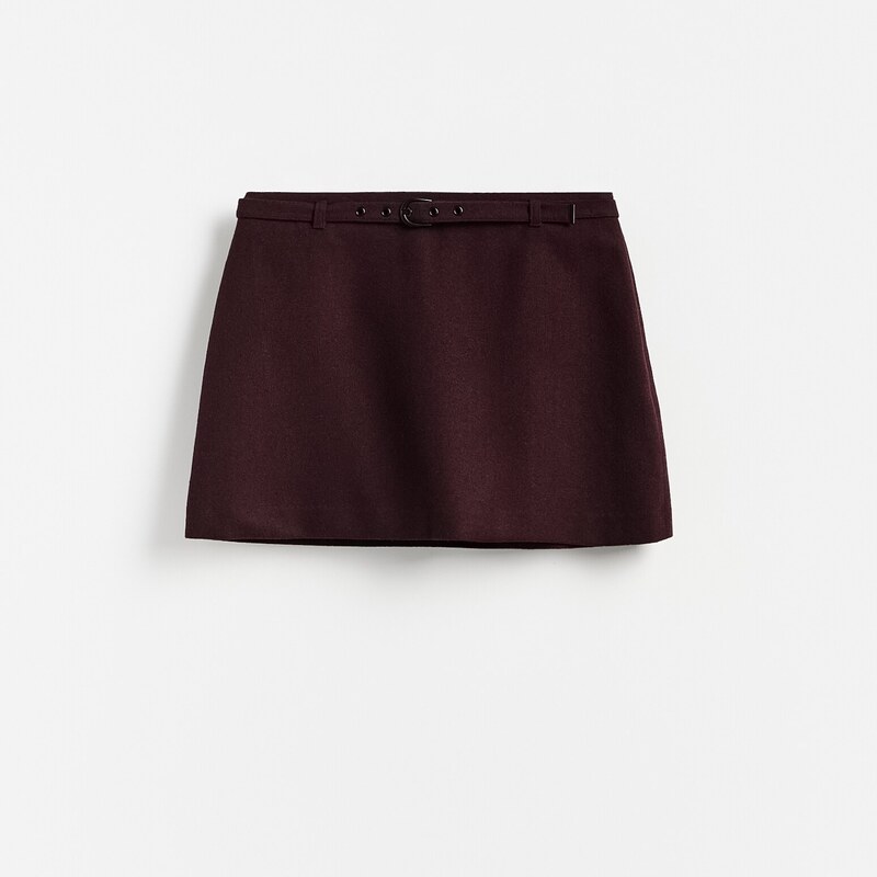 Reserved - LADIES` SHORTS - mahagonová