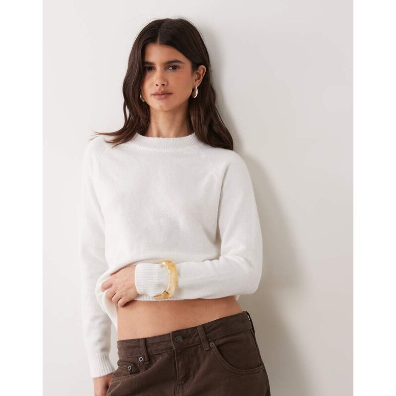 ASOS DESIGN basic crew neck jumper in cream-White