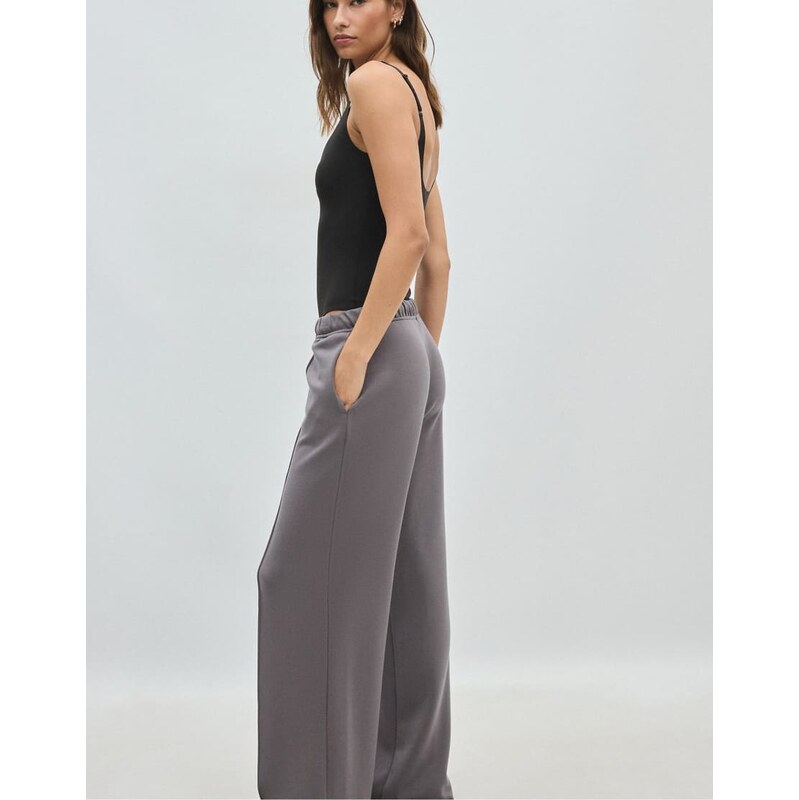 Stradivarius Soft-touch wide-leg jogger trousers with front seam