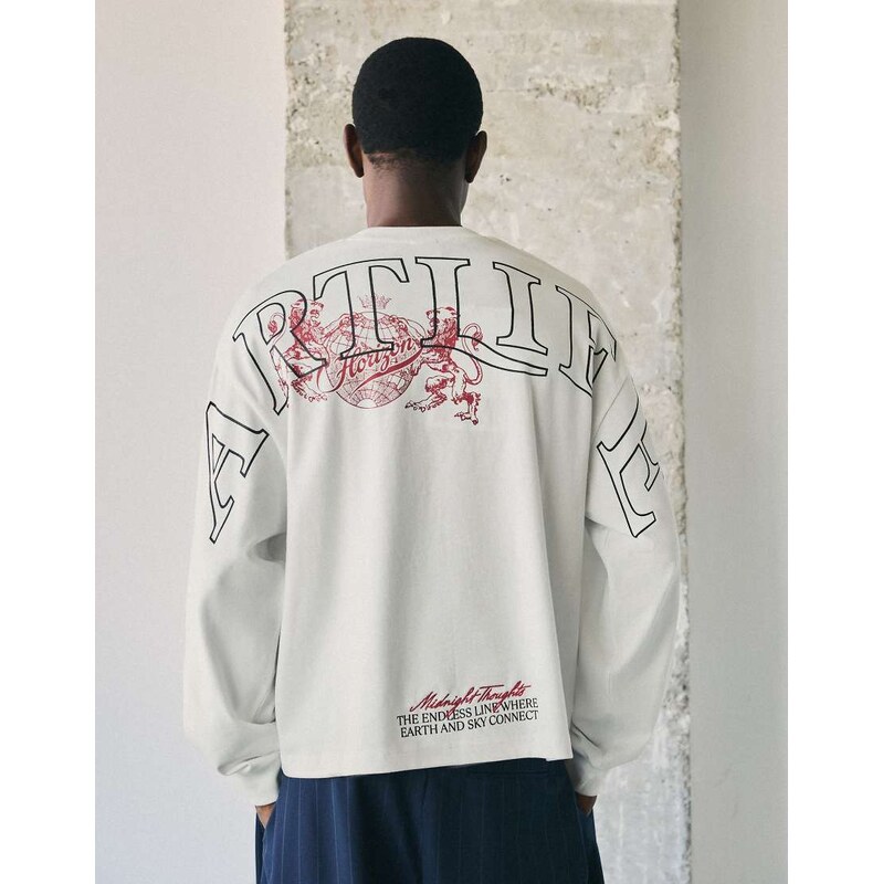 Bershka Long sleeve print t-shirt in white