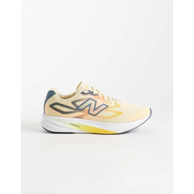 New Balance Flite-R running trainers in orange and white