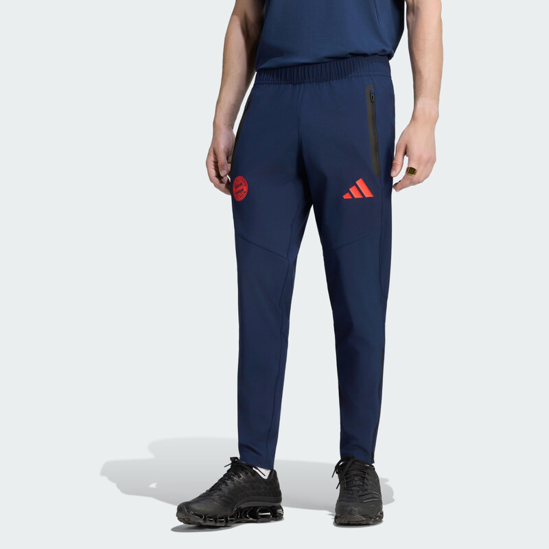 Adidas Cestovní kalhoty FC Bayern Muenchen Tiro