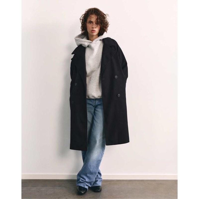 Pull&Bear Double-button coat in black