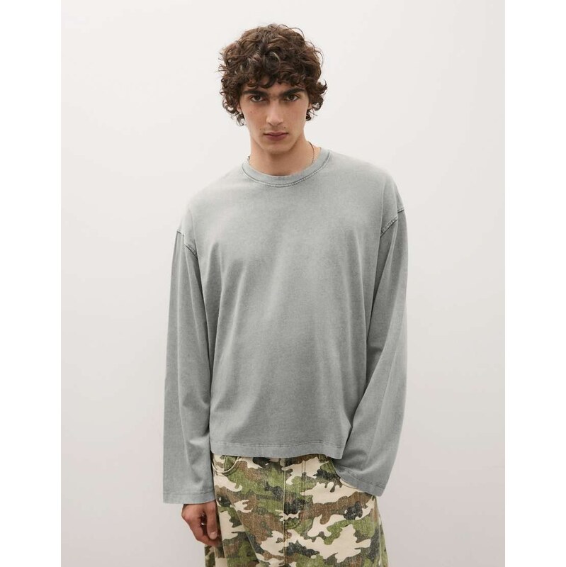 Bershka Boxy long sleeve t-shirt in dark grey