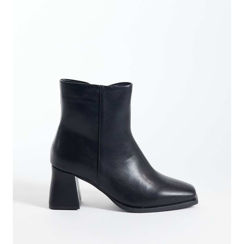 SEQWL Wide Fit Fisher block heeled mid ankle boots in black