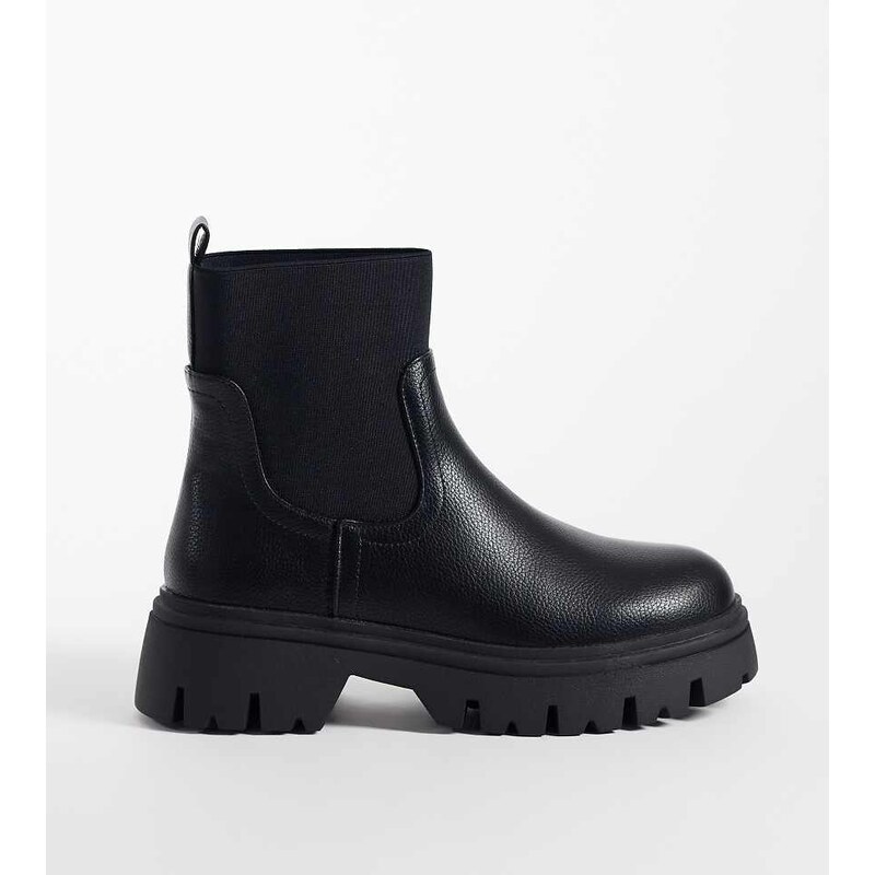 SEQWL Wide Fit Twirl chunky chelsea boots in black