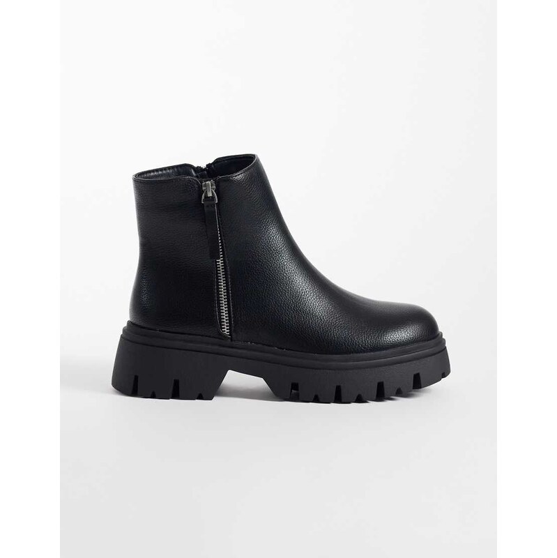SEQWL Twirl chunky zip detail boots in black