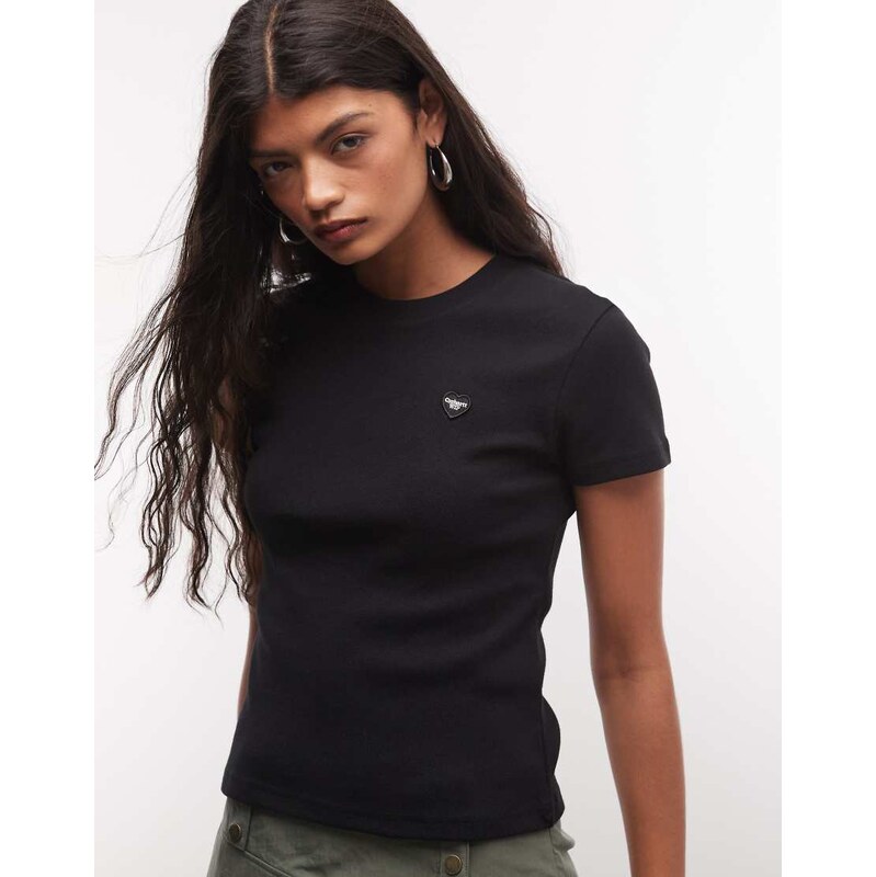 Carhartt WIP Small Heart Patch t-shirt in black