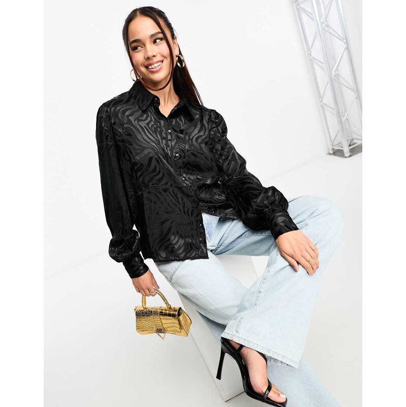 JDY satin jaquard shirt in black zebra